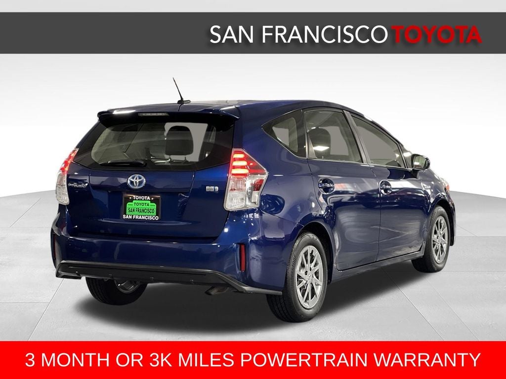 2015 Toyota Prius v Four