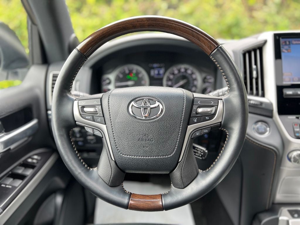 2020 Toyota Land Cruiser Heritage Edition