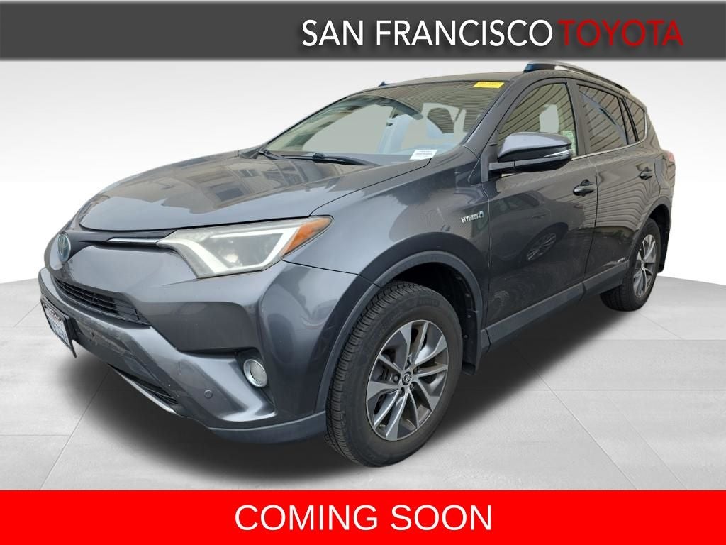 2017 Toyota RAV4 Hybrid XLE