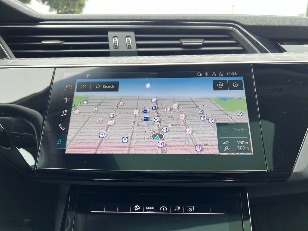 2022 Audi e-tron Premium quattro