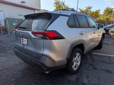 2020 Toyota RAV4 Hybrid XLE