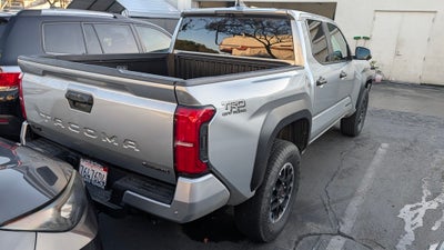 2025 Toyota Tacoma Hybrid TRD Off Road