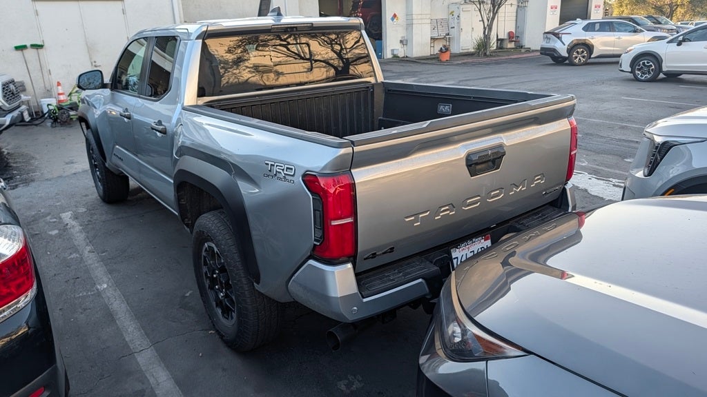 2025 Toyota Tacoma Hybrid TRD Off Road