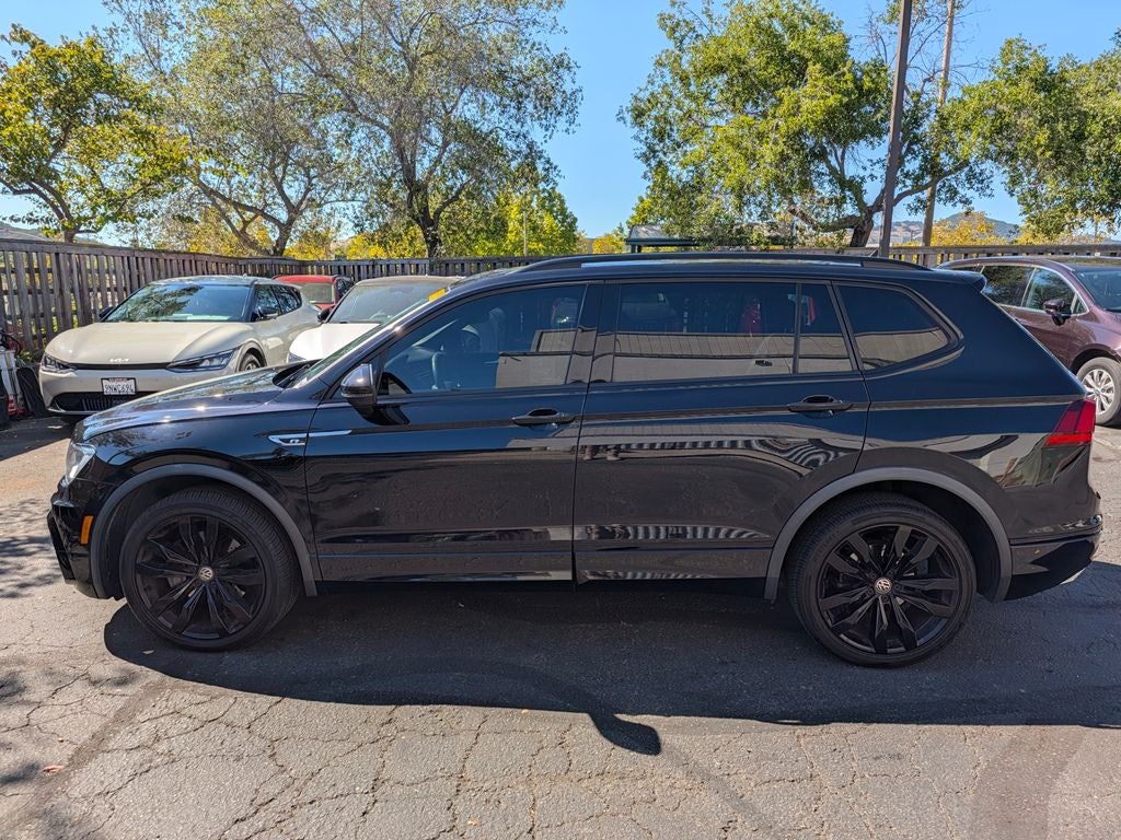2021 Volkswagen Tiguan 2.0T SE R-Line Black