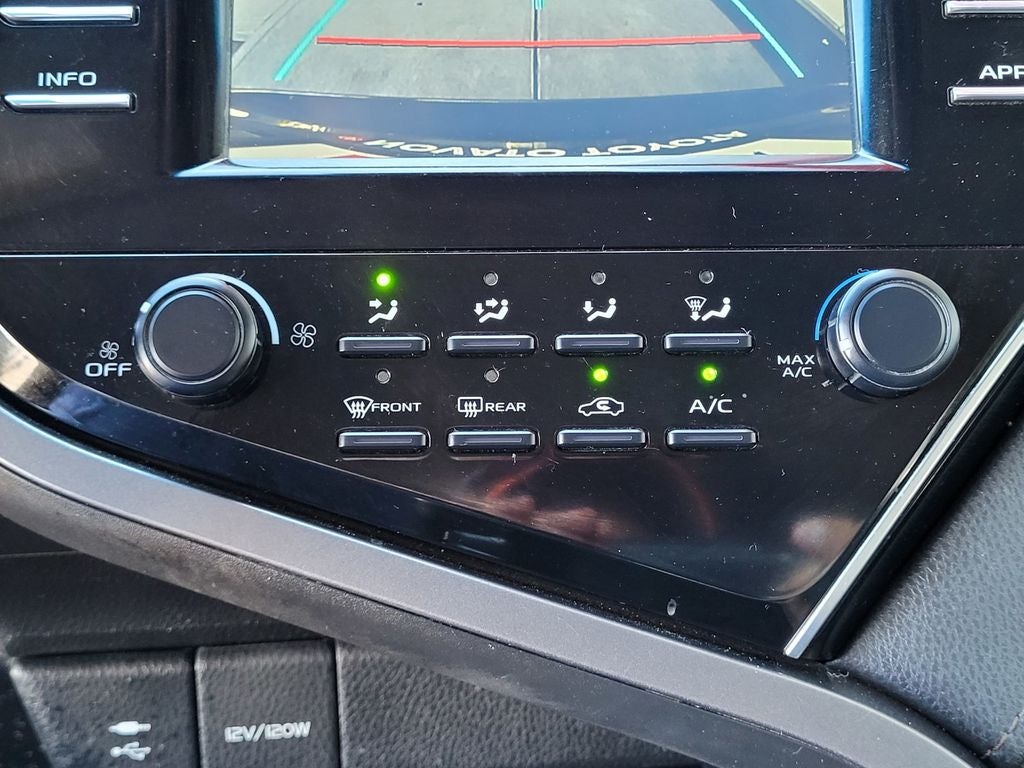 2018 Toyota Camry LE