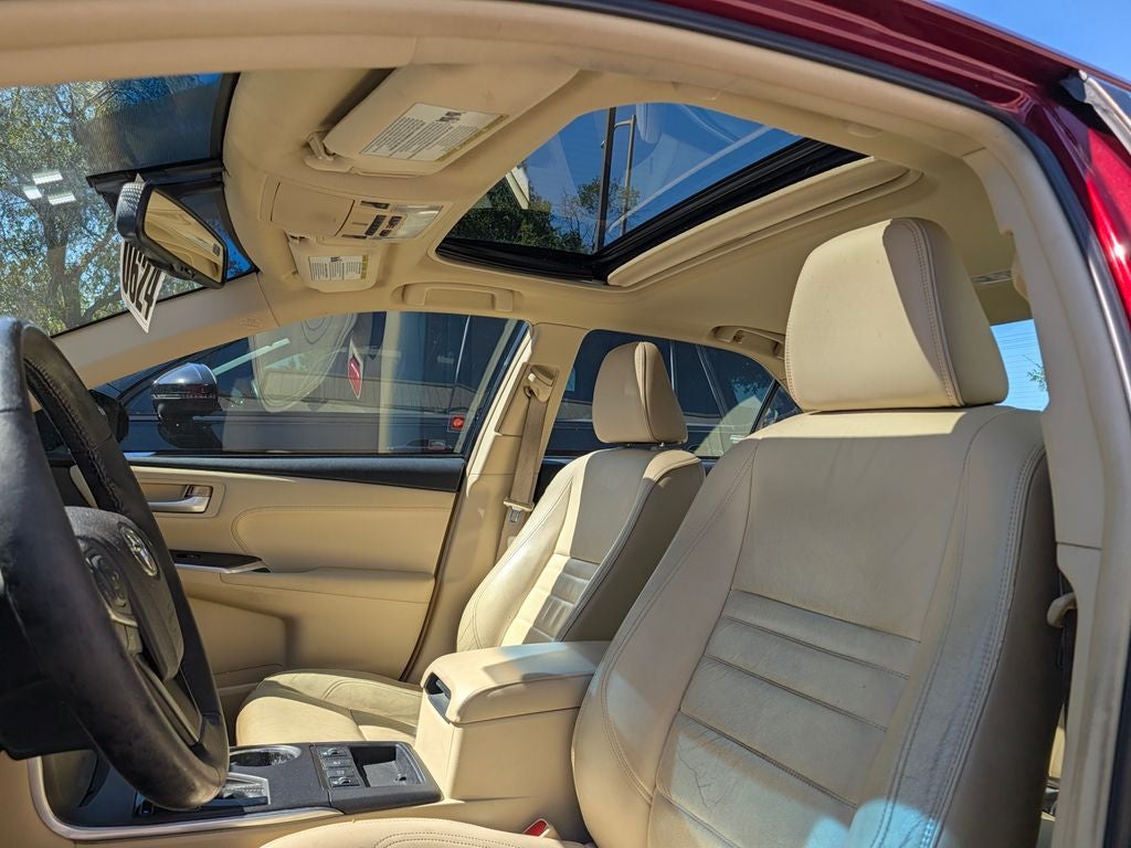 2015 Toyota Camry Hybrid XLE