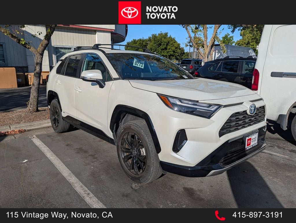 2022 Toyota RAV4 Hybrid SE
