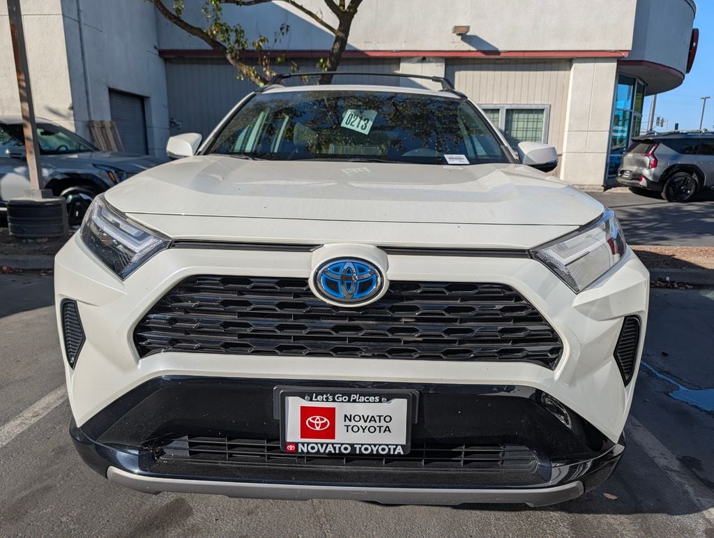 2022 Toyota RAV4 Hybrid SE