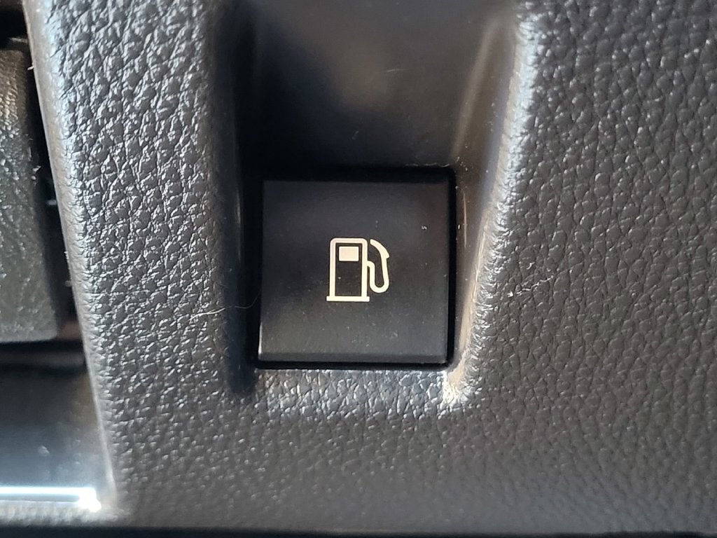 2022 Toyota Highlander L
