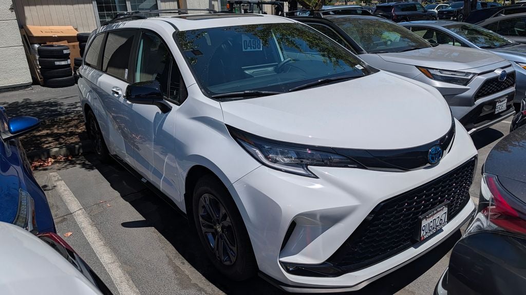 2025 Toyota Sienna XSE 7 Passenger