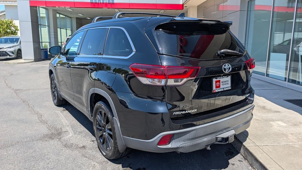 2019 Toyota Highlander SE