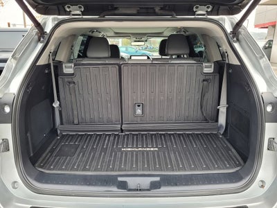 2024 Toyota Highlander Platinum