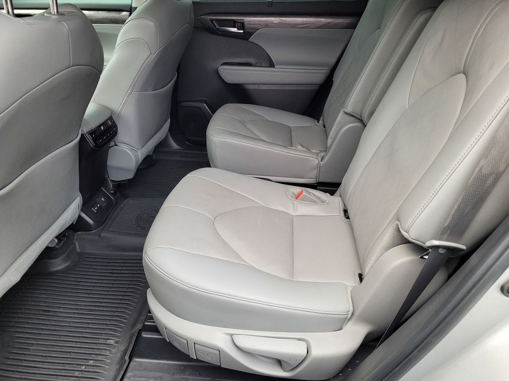 2024 Toyota Highlander Platinum