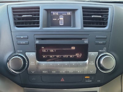 2012 Toyota Highlander SE