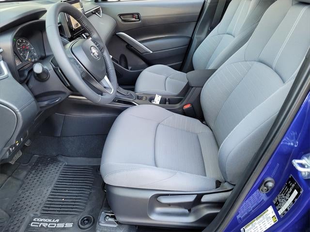 2024 Toyota Corolla Cross Hybrid SE