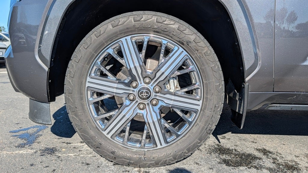 2024 Toyota Sequoia Capstone