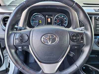 2017 Toyota RAV4 Hybrid XLE