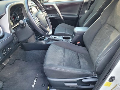 2017 Toyota RAV4 Hybrid XLE