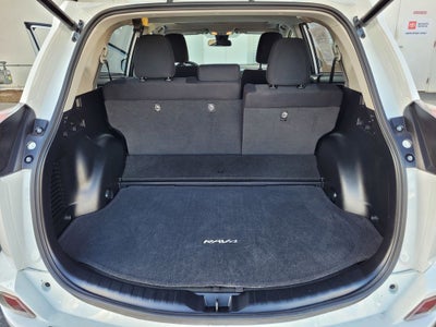 2017 Toyota RAV4 Hybrid XLE