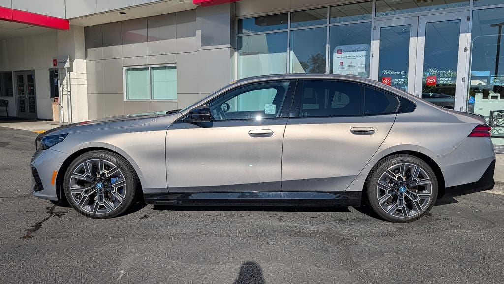 2024 BMW i5 M60 xDrive