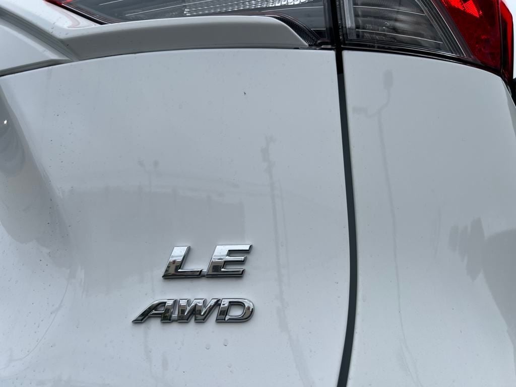 2025 Toyota RAV4 LE