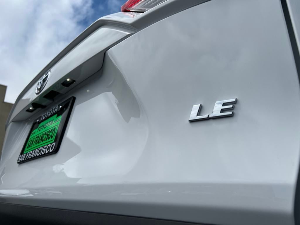 2025 Toyota RAV4 LE