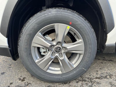 2025 Toyota RAV4 XLE