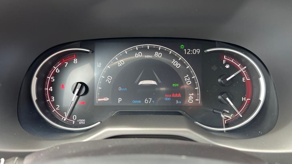 2025 Toyota RAV4 XLE