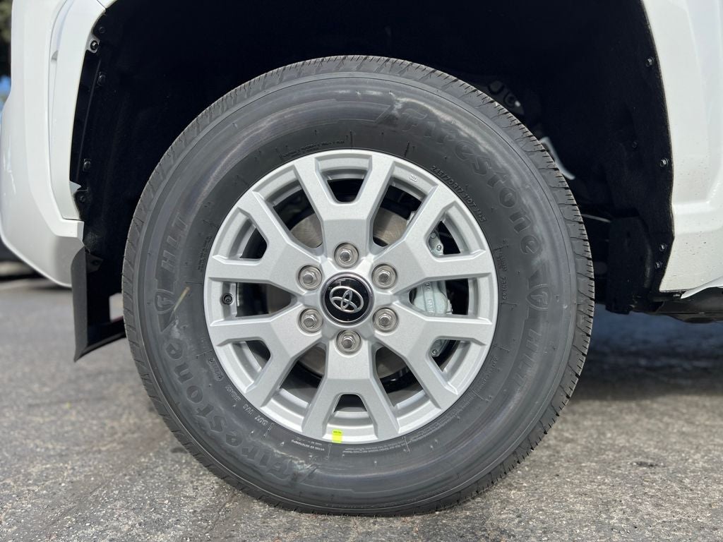 2025 Toyota Tacoma SR5