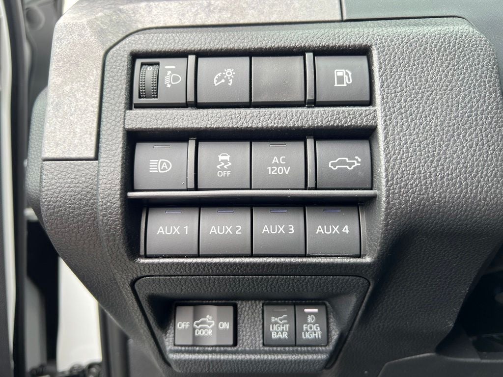 2026 Toyota Tacoma i-FORCE MAX Tacoma Trailhunter