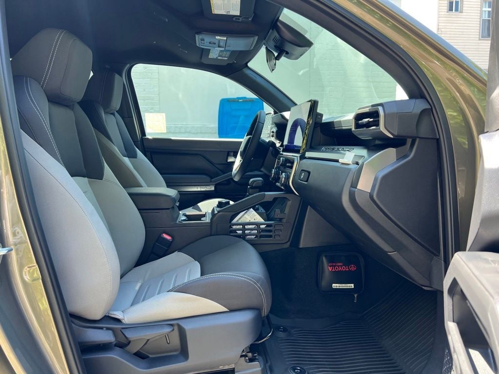 2026 Toyota Tacoma i-FORCE MAX Tacoma TRD Off-Road