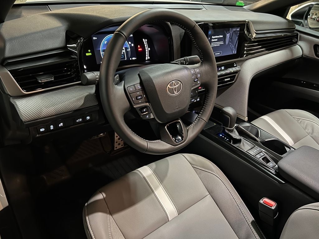2026 Toyota Camry SE AWD