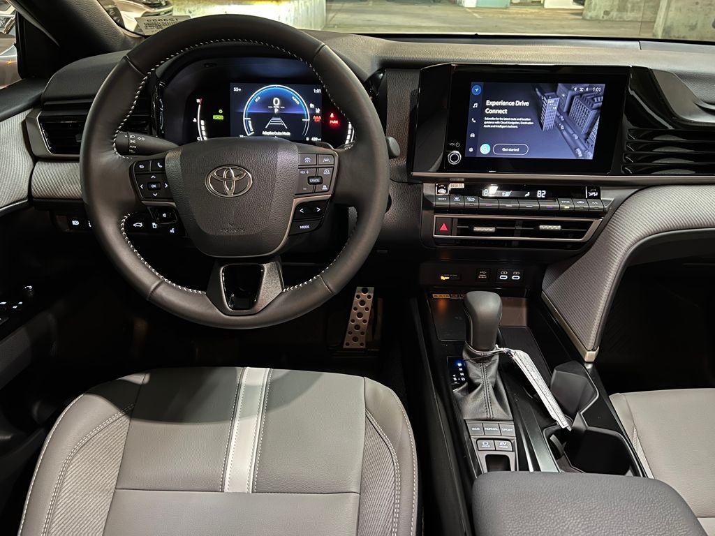 2026 Toyota Camry SE AWD