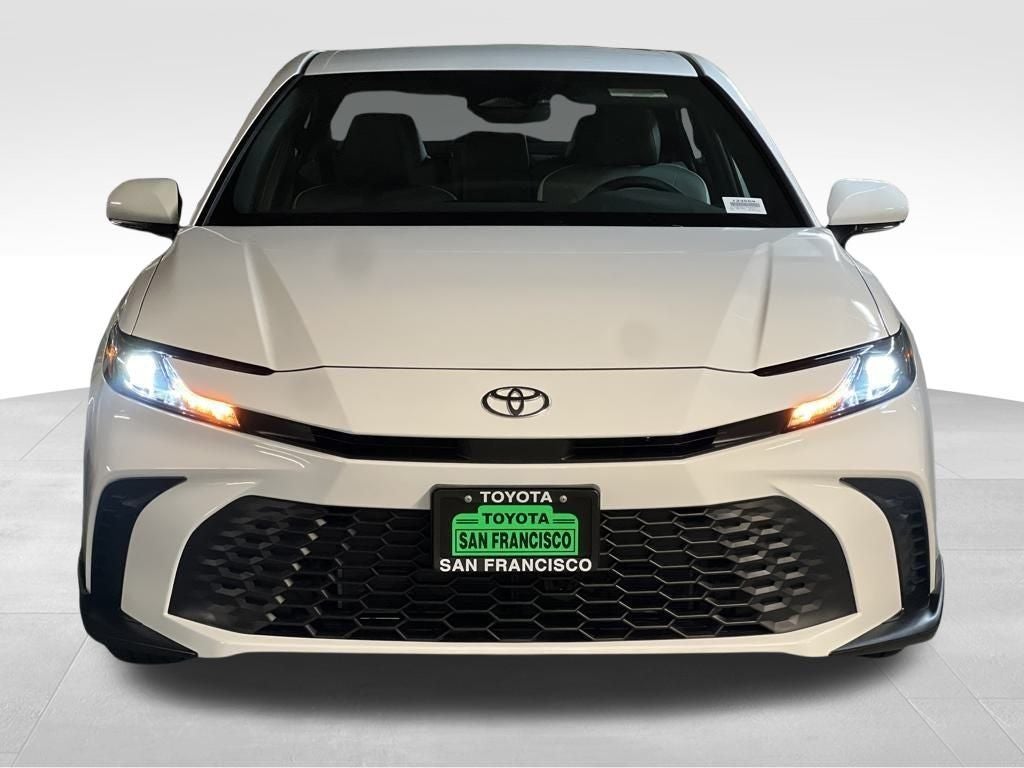 2026 Toyota Camry SE AWD