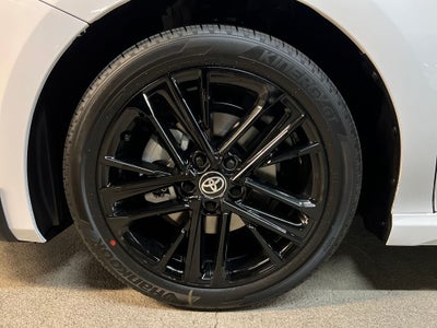 2026 Toyota Camry SE AWD