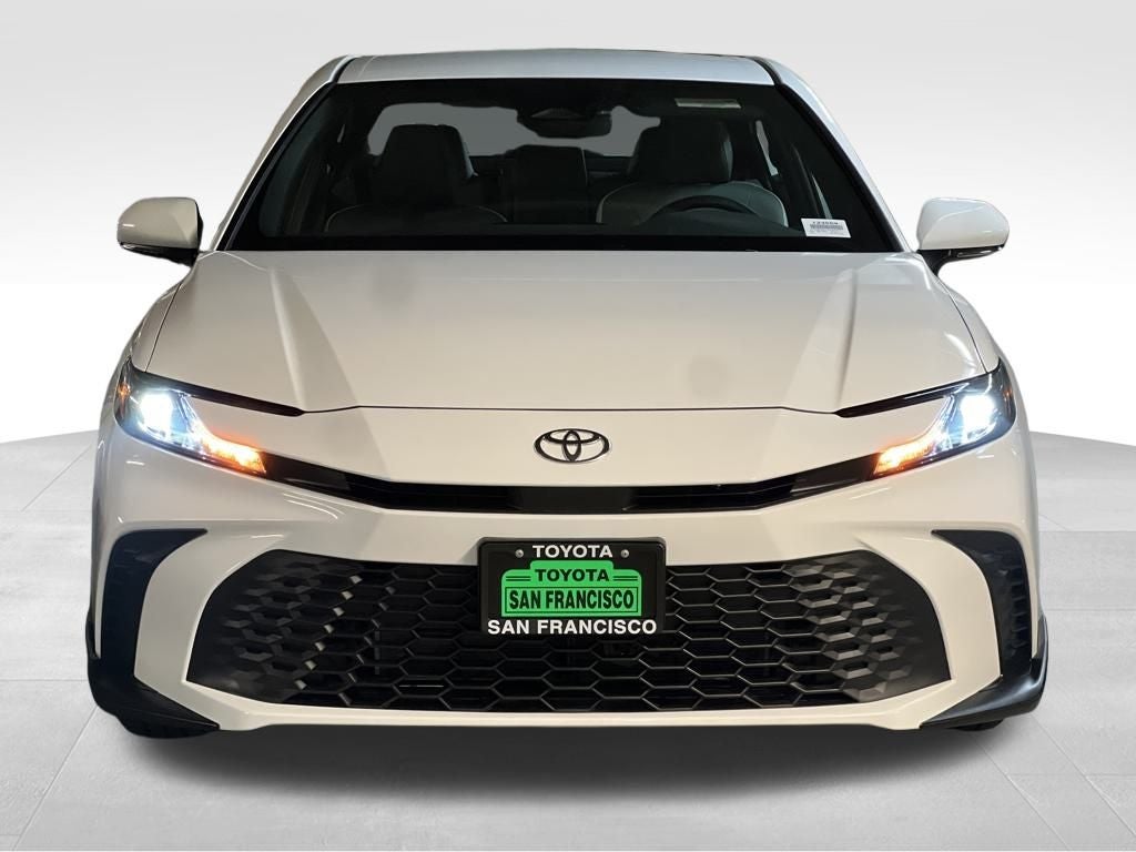 2026 Toyota Camry SE AWD