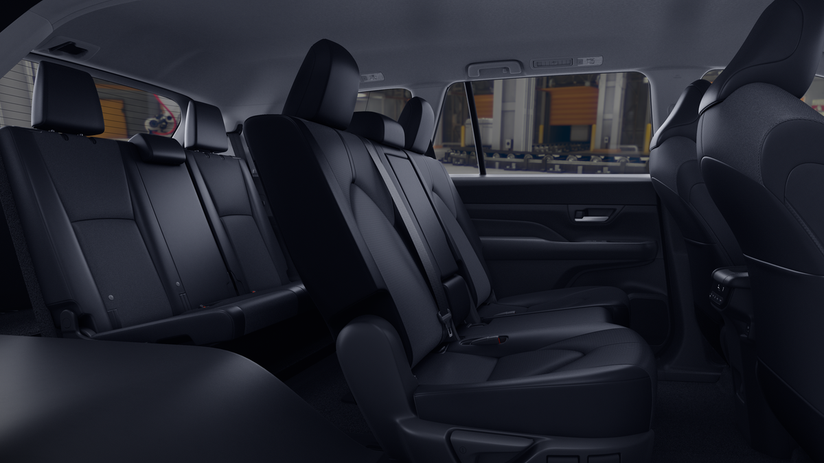 2026 Toyota Grand Highlander Hybrid LE