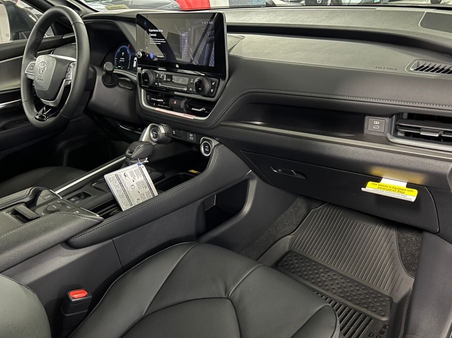 2026 Toyota Grand Highlander Hybrid Nightshade