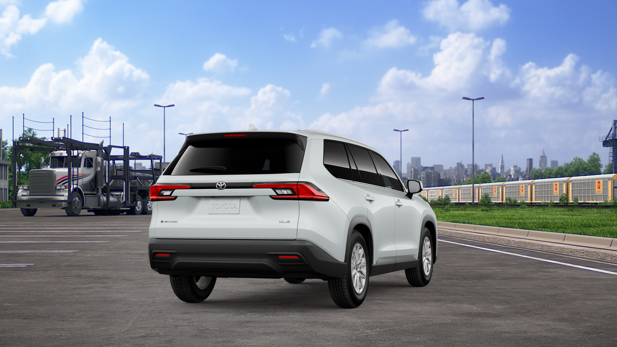 2026 Toyota Grand Highlander Hybrid XLE