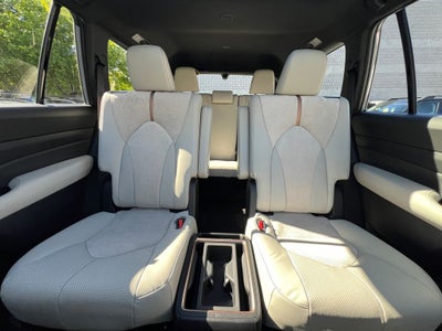 2026 Toyota Grand Highlander Hybrid MAX Platinum