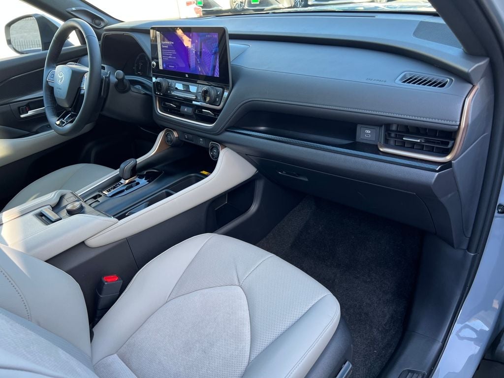 2026 Toyota Grand Highlander Hybrid MAX Platinum