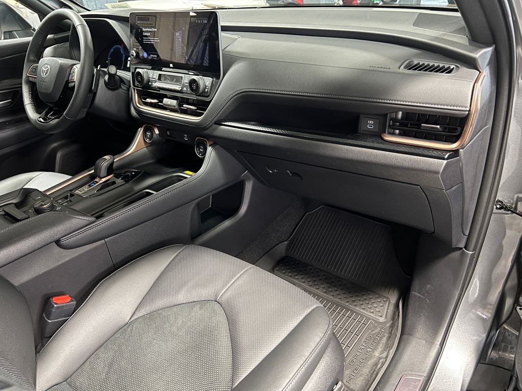 2026 Toyota Grand Highlander Hybrid MAX Limited
