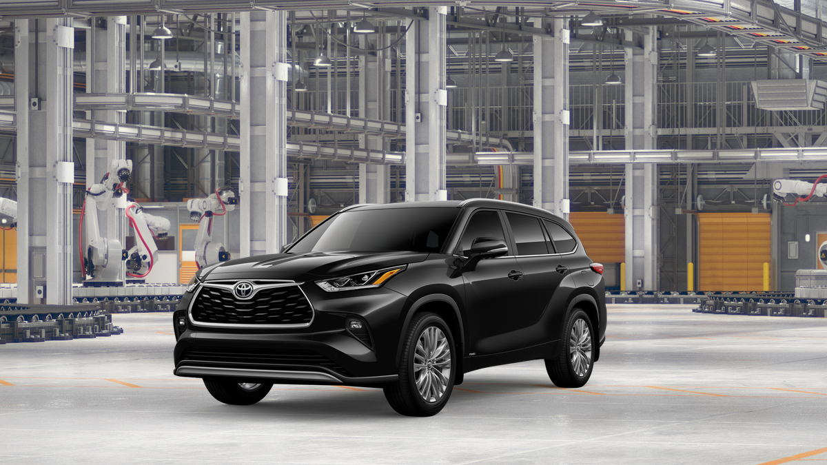 2026 Toyota Highlander Hybrid Platinum AWD's photo