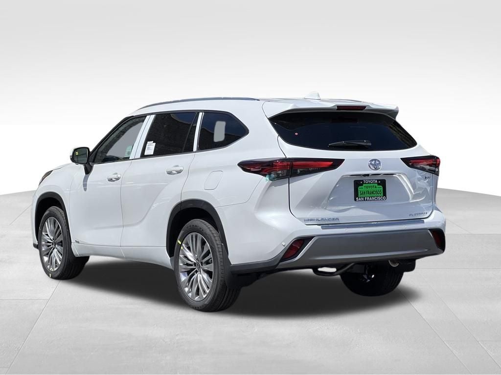 2026 Toyota Highlander Hybrid Platinum