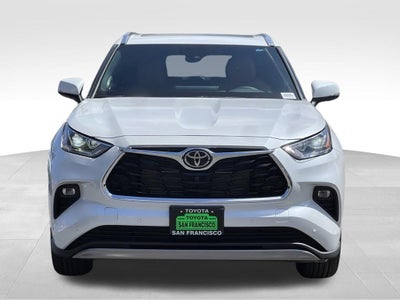 2026 Toyota Highlander Hybrid Platinum