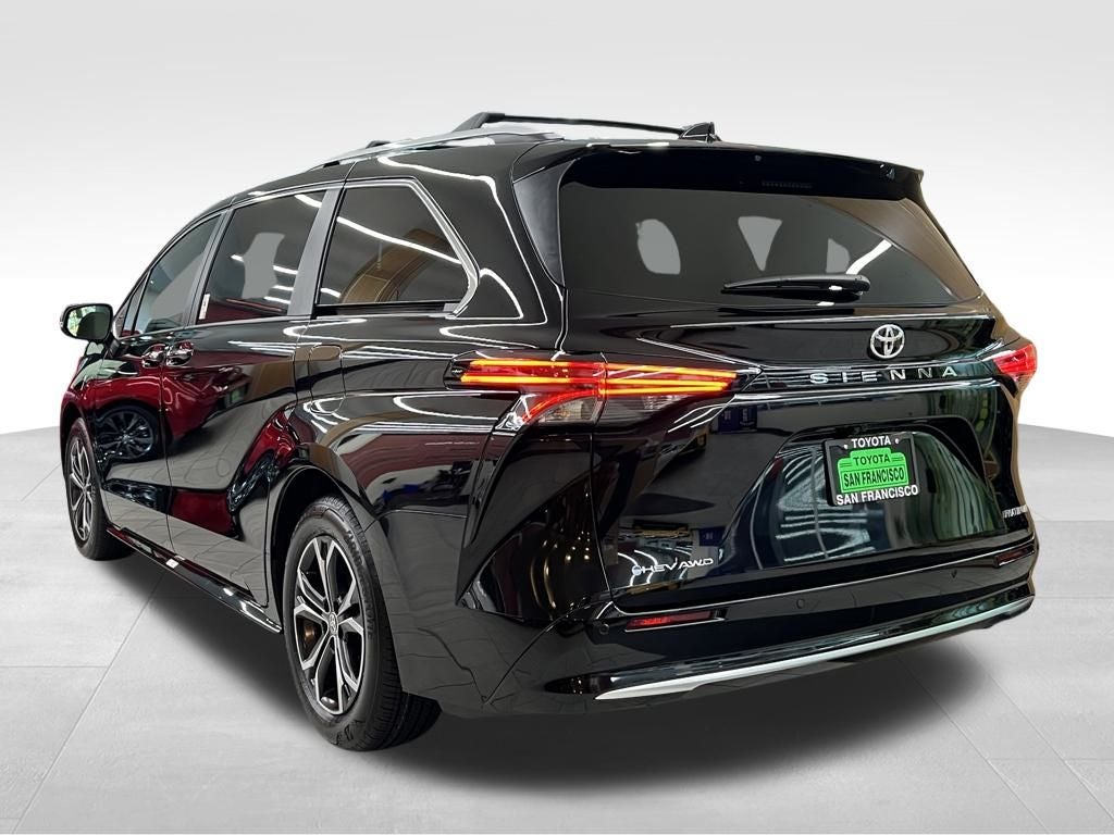 2026 Toyota Sienna Platinum