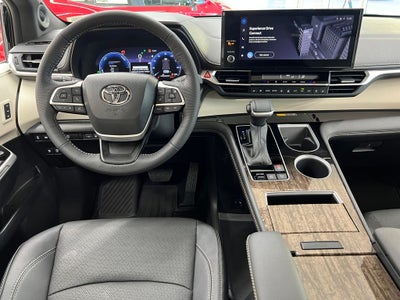 2026 Toyota Sienna Platinum
