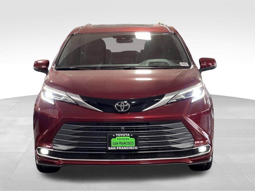 2026 Toyota Sienna Platinum