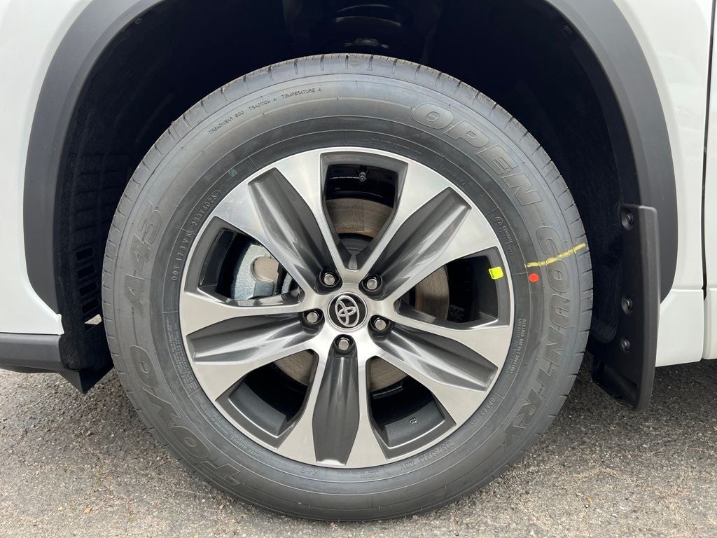 2026 Toyota Highlander Hybrid XLE