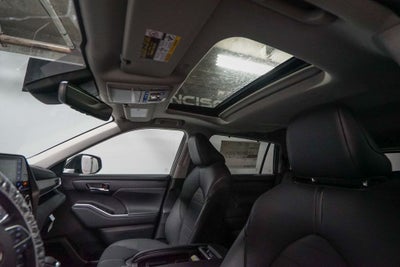 2026 Toyota Highlander Hybrid XLE